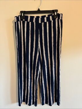 Lane Three - wide leg pants - L